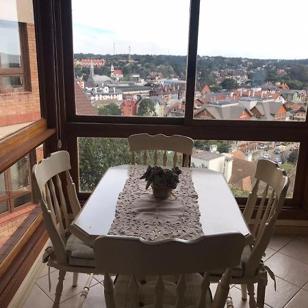 Flat Gramado Centro - Proximo Da Rua Coberta Διαμέρισμα Εξωτερικό φωτογραφία